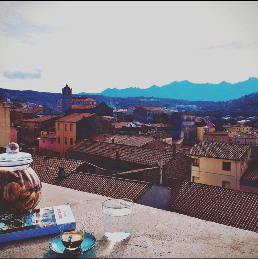 La Vecchia Posta B&B Calangianus Εξωτερικό φωτογραφία
