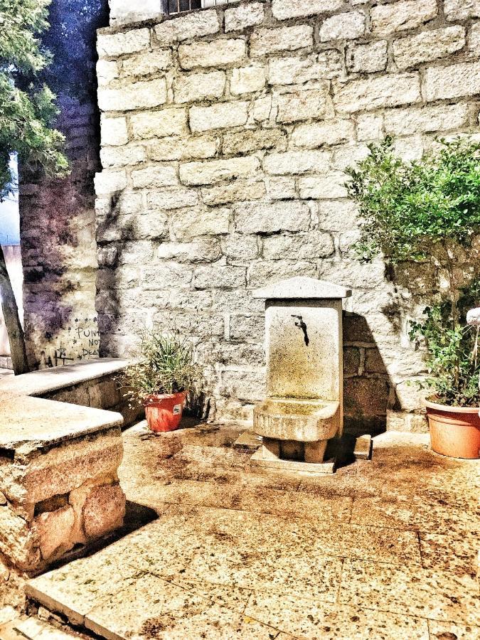 La Vecchia Posta B&B Calangianus Εξωτερικό φωτογραφία