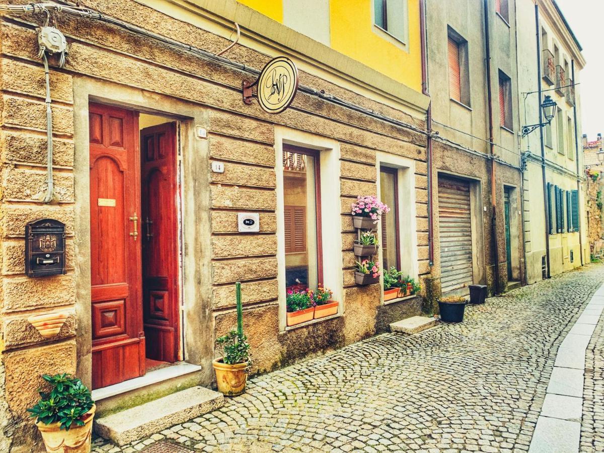 La Vecchia Posta B&B Calangianus Εξωτερικό φωτογραφία